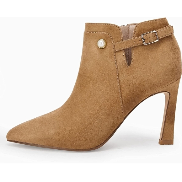 Coutgo Pointed Toe Pearl  Buckle Stiletto Faux Suede Booties Tan Size 7.5 - Picture 1 of 11